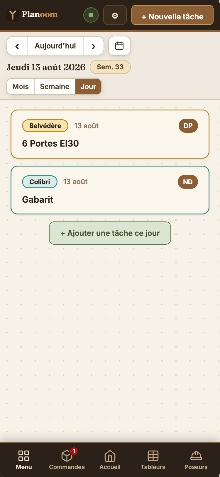 Planning machines sur smartphone — file d'attente du jour